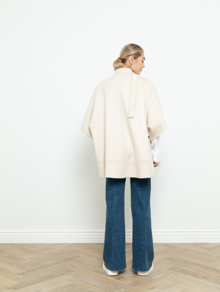 Cape beige Max Mara